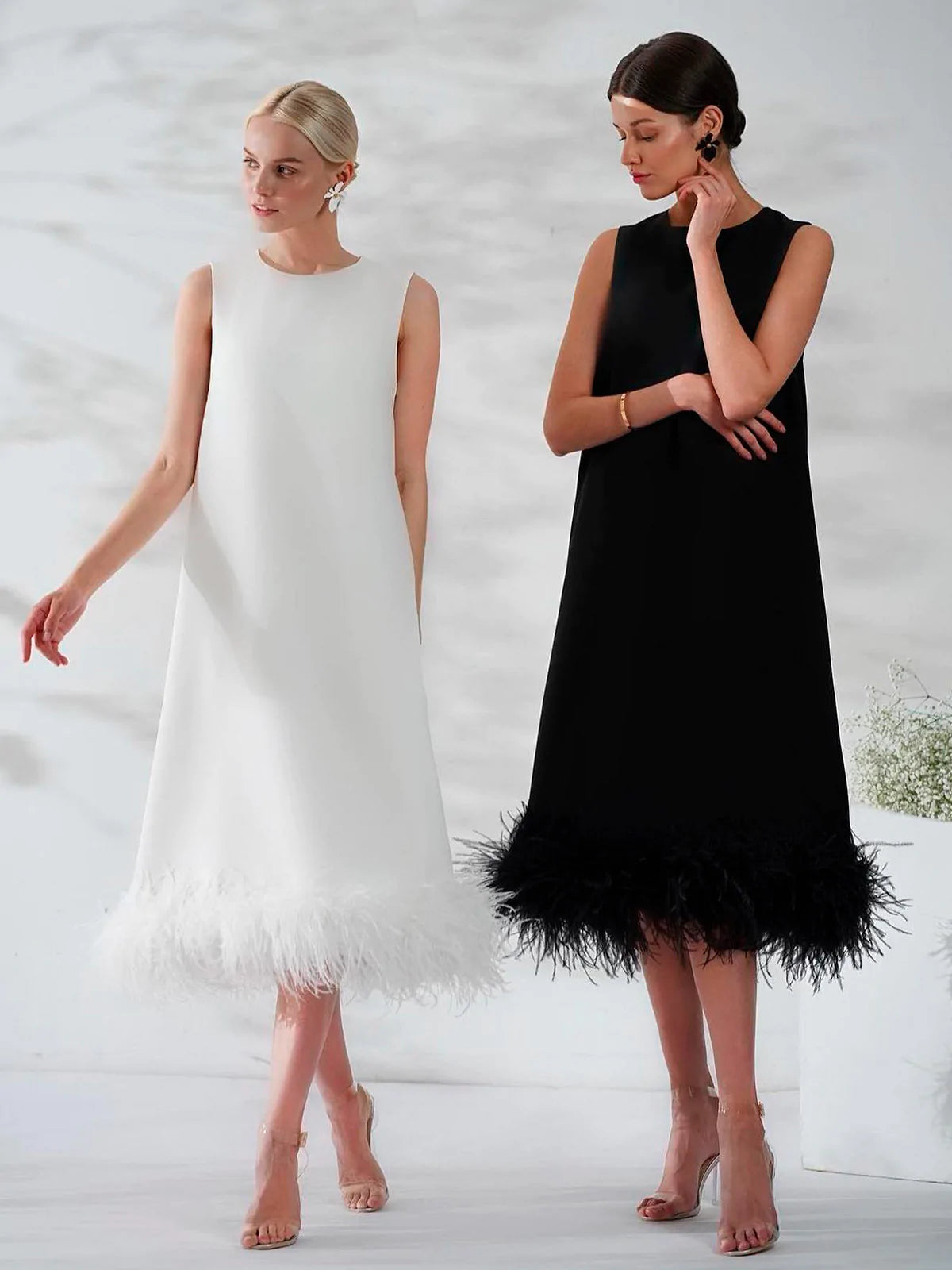 Nisha Feather Midi Dress In Black/White